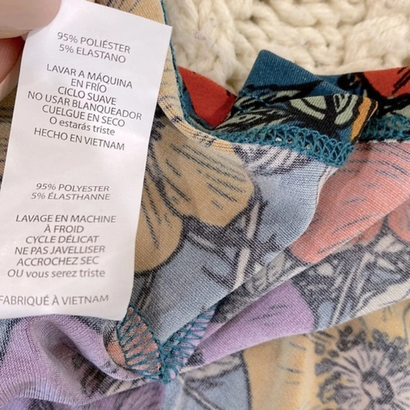 Lularoe floral skirt size XLarge - Picture 8 of 8